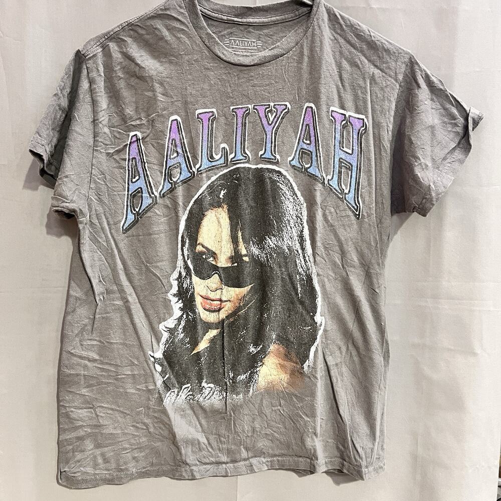 vintage Aaliyah R&B graphic t-shirt Size Medium BR2121